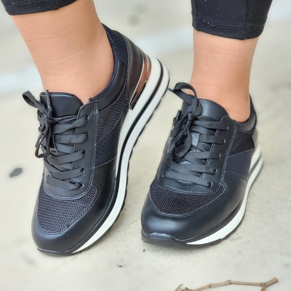 Sports Women's Lace-up Black Sneakers - Picture 4 of 5
